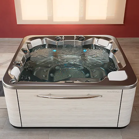 Essence Hot tub